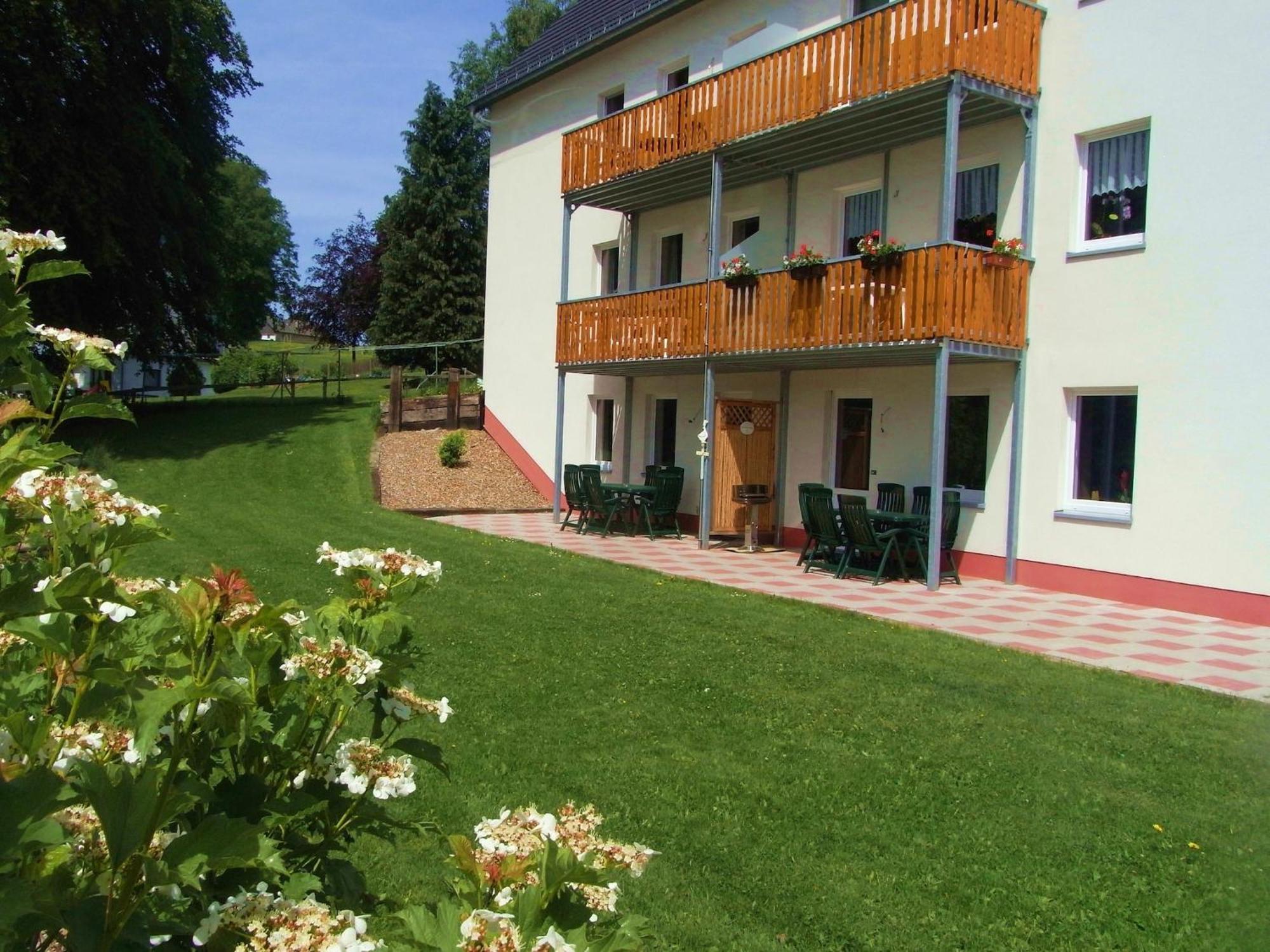 Comfy Holiday Home In Burg Reuland With Sauna Terrace Bbq Dış mekan fotoğraf